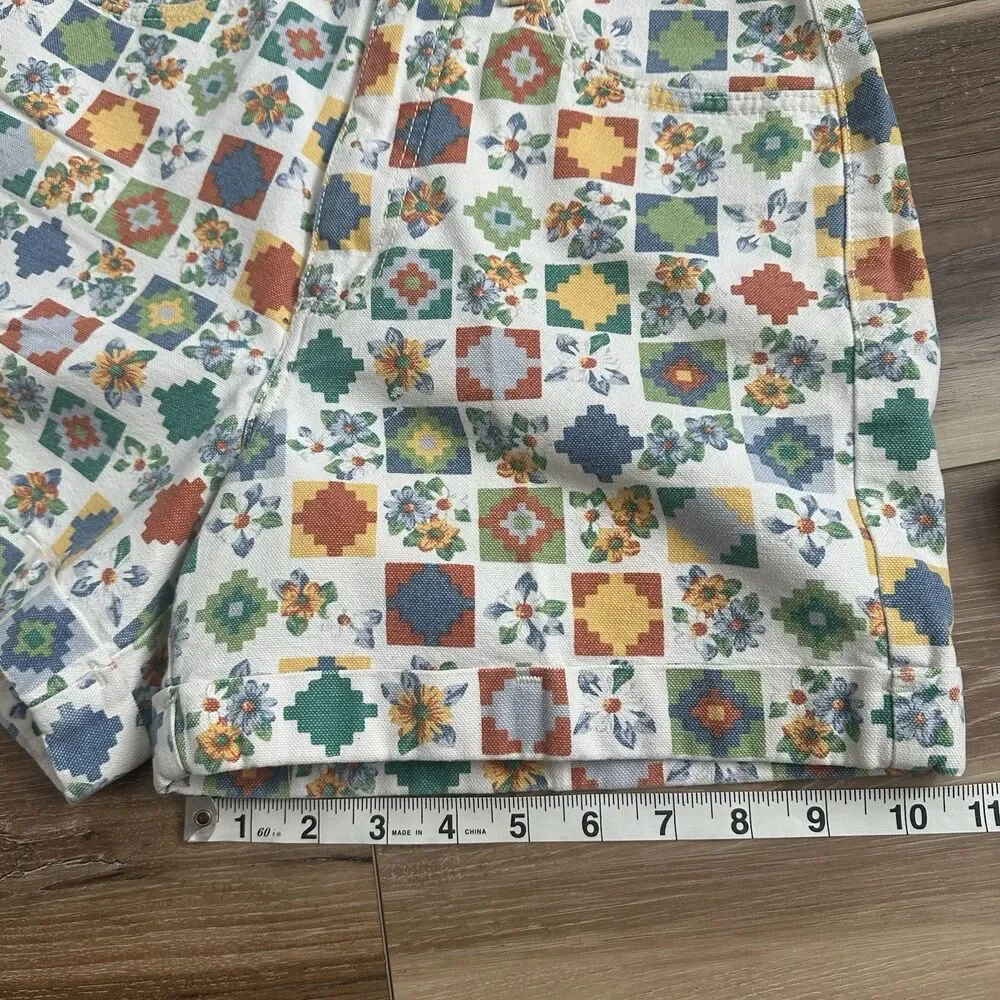 Vintage 90s GUESS USA Southwestern Patchwork Print High Waist Shorts XXS 23”
